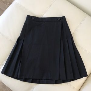 American Apparel classic, pleated skirt